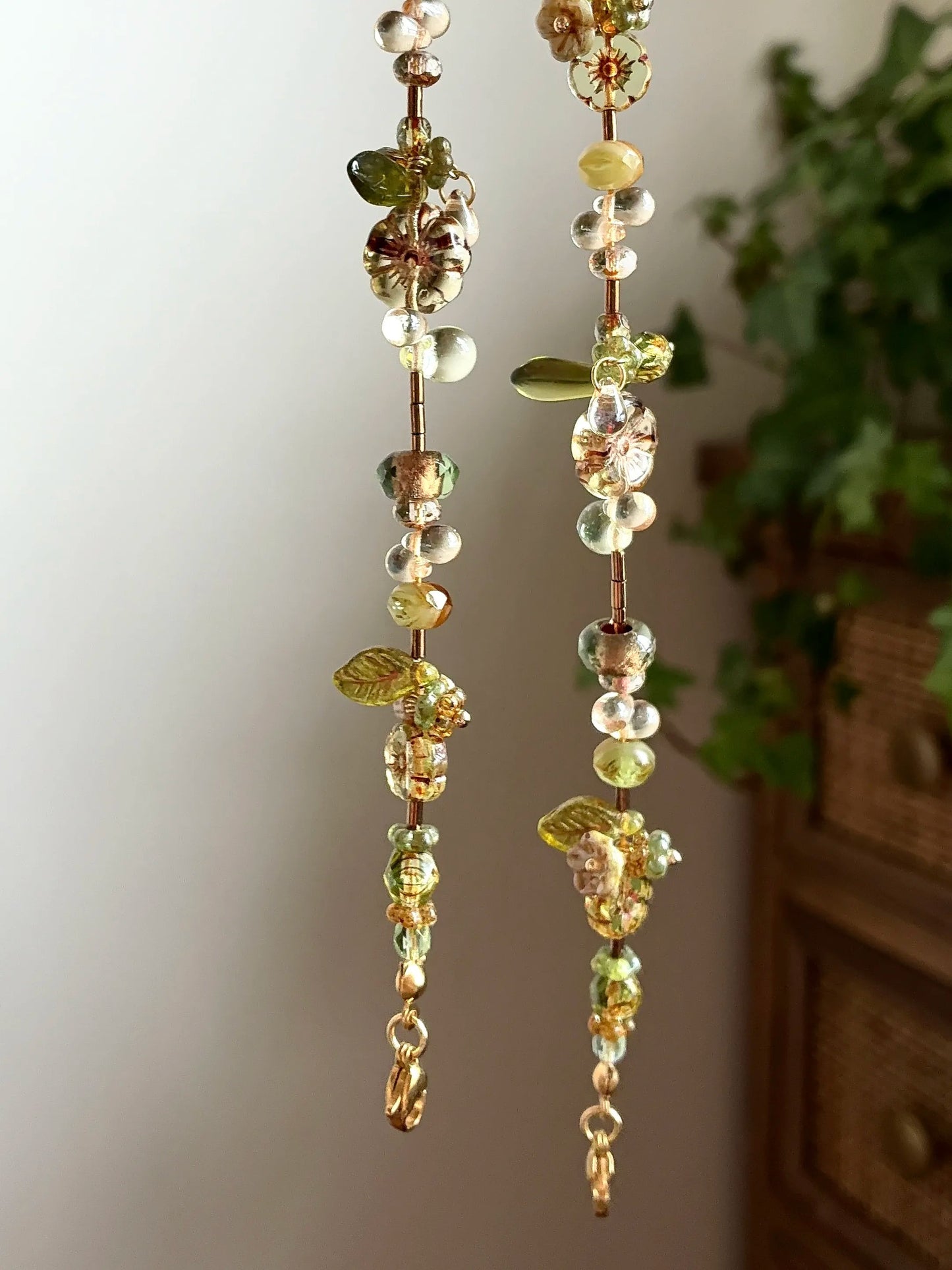 The Garden Held Its Breath — Floral Beaded Bracelet